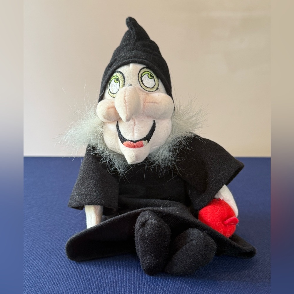 Walt Disney Snow White and the Seven Dwarfs Wicked Queen Witch Plush Beanie